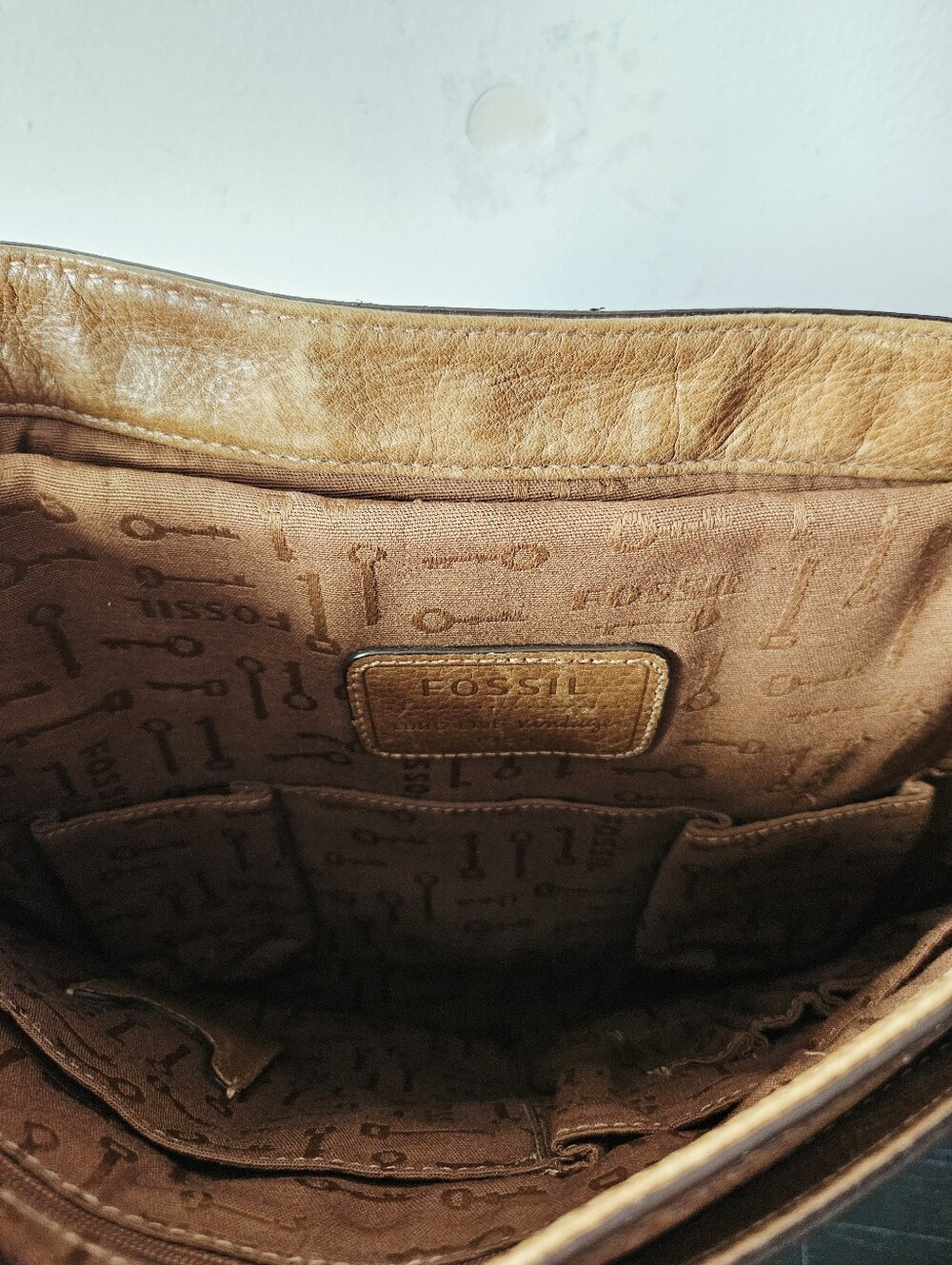 Fossil Maddox Messenger Bag Brown Leather Laptop Crossbody Bag - Picture 8 of 9